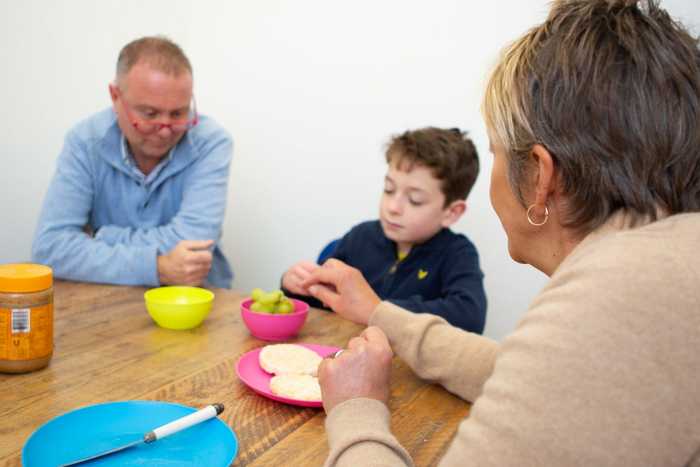 Case managers working with a child